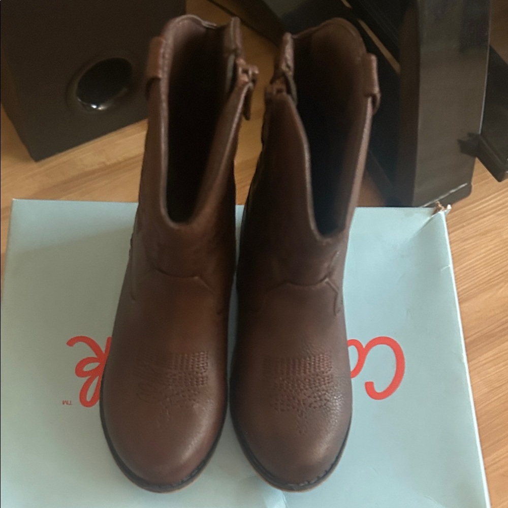 Sony Brown Leather Boots